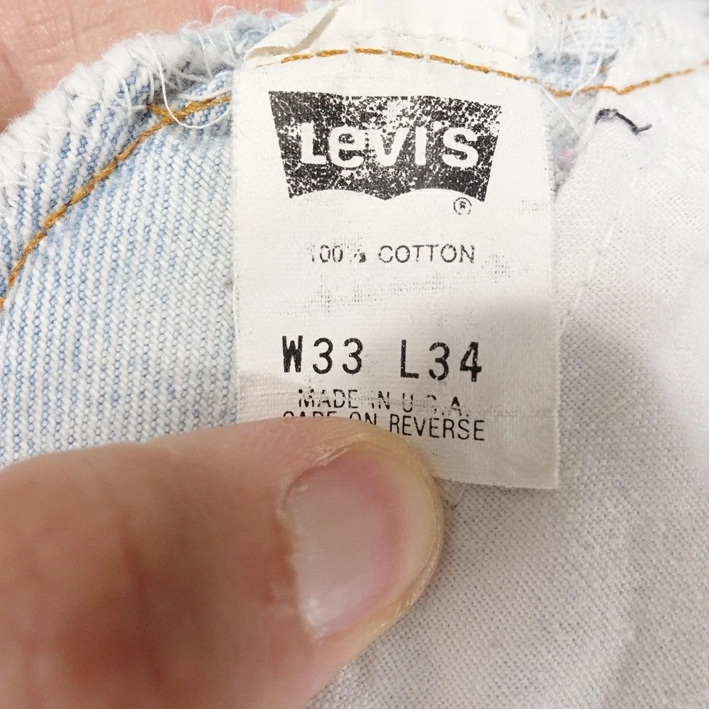 Vintage Levis 501 Jeans Mens 31x32 (33x34) Blue Light Wash Straight Denim USA